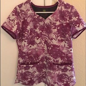 Hawaiian Scrub Top
